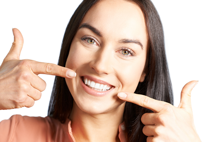 Gain The Confidence To Smile Again With Dental Implants