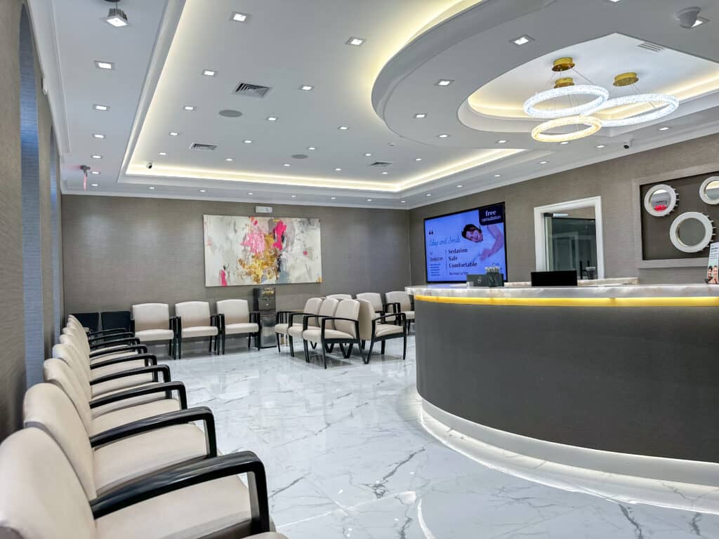 Island dental dentist in levittown - Front lobby