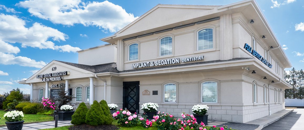 Island Dental Franklin Square office